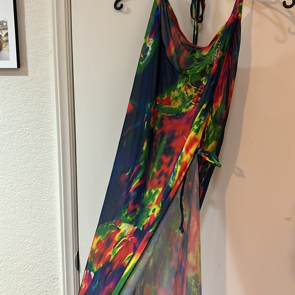 Tie-dyed, bikini and cover-up size medium - Picture 3 of 8